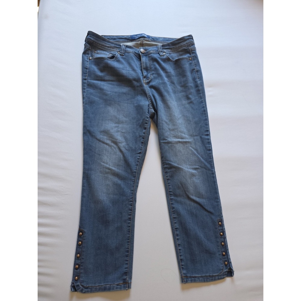 Celebrity Blues Cropped Jeans Size 14W Light Wash Stretch Denim Stud Detail Hem